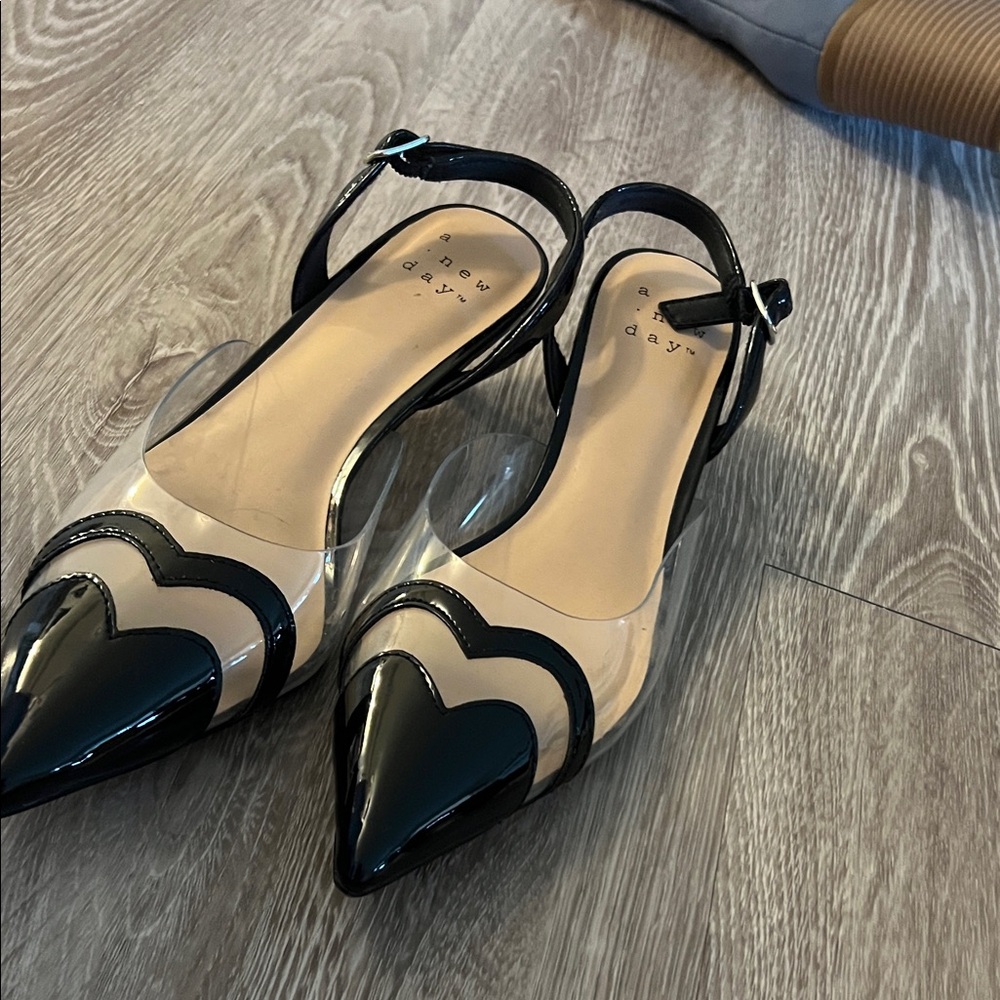 Black and Nude Pointed Slingback Flats